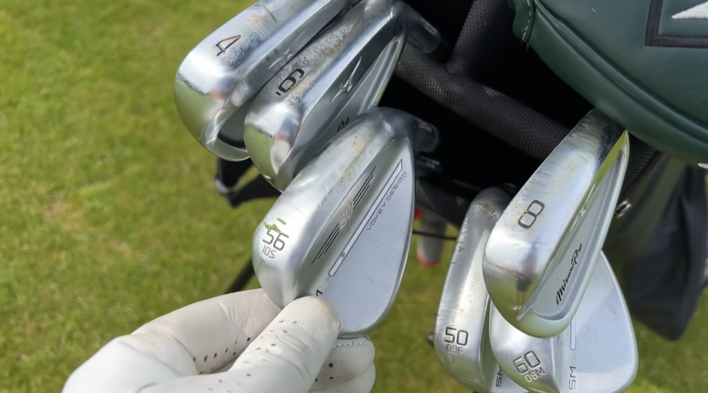 Number Of Clubs Allowed In A Golfer's Bag